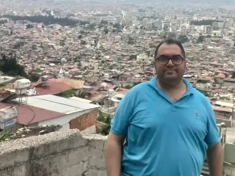 Fıtık Ağrılarından Kurtulmak İçin Diyet Yapan Adam 8 Ayda 45 Kilo Verdi!