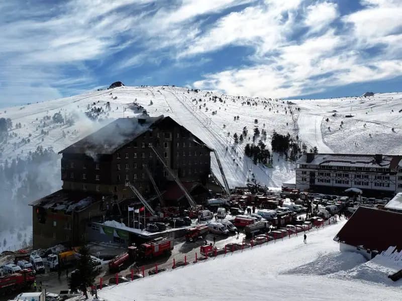 Bolu Belediyesi, Yandığı Otele "Uygunluk" Belgesi Verdi.