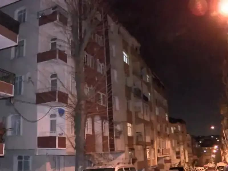 Altı Katlı Apartmanda Kolon Sesleri Panik Yarattı: Tahliye Kararı Alındı