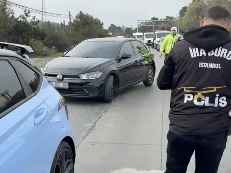 Emniyet Şeridi İhlali Yüzünden Başına Gelenler: İnanılmaz Olay!