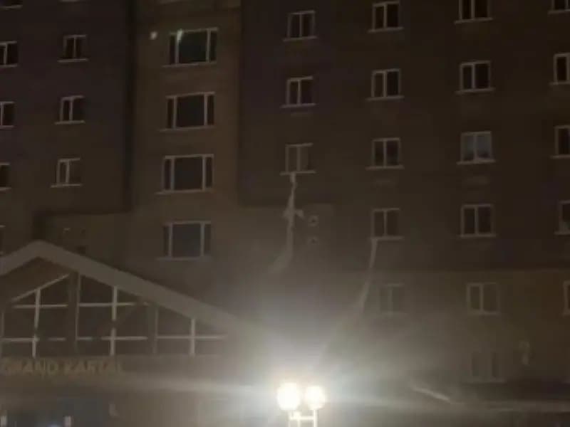 Otel Yangınında Çarşaflarla Kurtulanlar