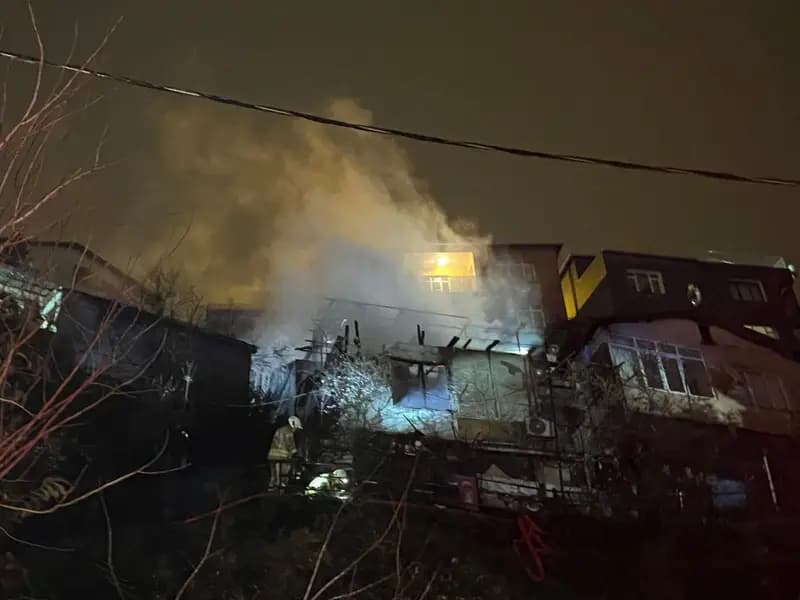 Sarıyer'de Gecekonduda Yangın: 6 Yaralı ve Maddi Hasar
