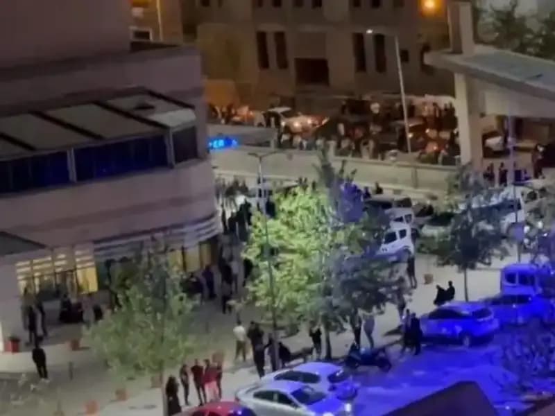 Halay Başında Çıkan Kavga: Bıçaklı Saldırı ve Dövülenler!