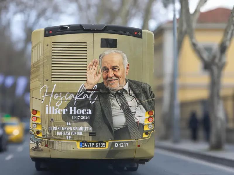 İETT, Prof. Dr. İlber Ortaylı için Saygı Otobüsü Tasarladı