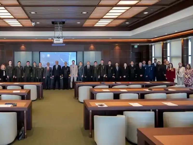 Kamuda Yapay Zeka Dönüşümü: Geleceği Şekillendiren Teknolojiler