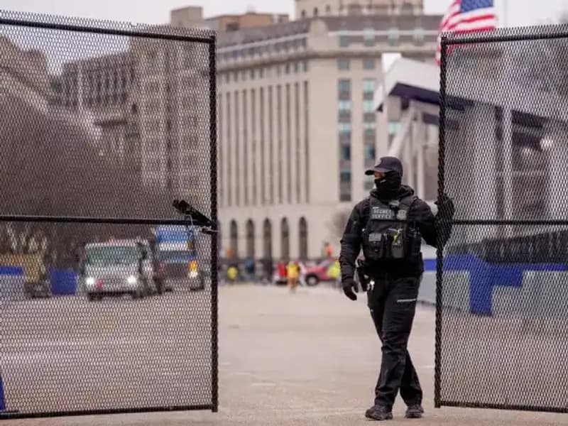 Beyaz Saray Önünde Gerilim Dolu Anlar: Silahlı Kişi Etkisiz Hale Getirildi