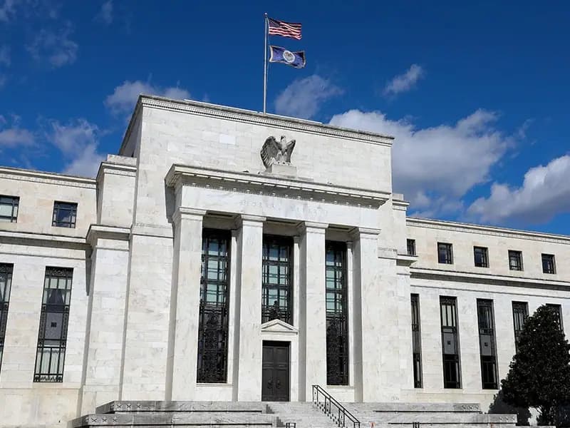 ABD Merkez Bankası Fed Faiz İndirimine Gitti