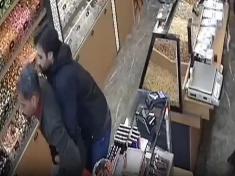 Adam Heimlich manevrası ile kurtarıldı