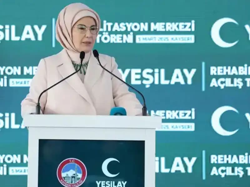 Emine Erdoğan’dan Bağımlılıkla Mücadele İçin Önemli Mesajlar ve Stratejiler