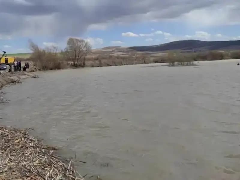 17 Yaşındaki Mehmet’in Kayıp Hikayesi: Kızılırmak Nehri’nde Neler Oldu?