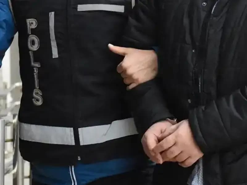 Sosyal Medya Dolandırıcılığı: Kadın Profiliyle 500 Milyonluk Vurgun ve 12 Tutuklama