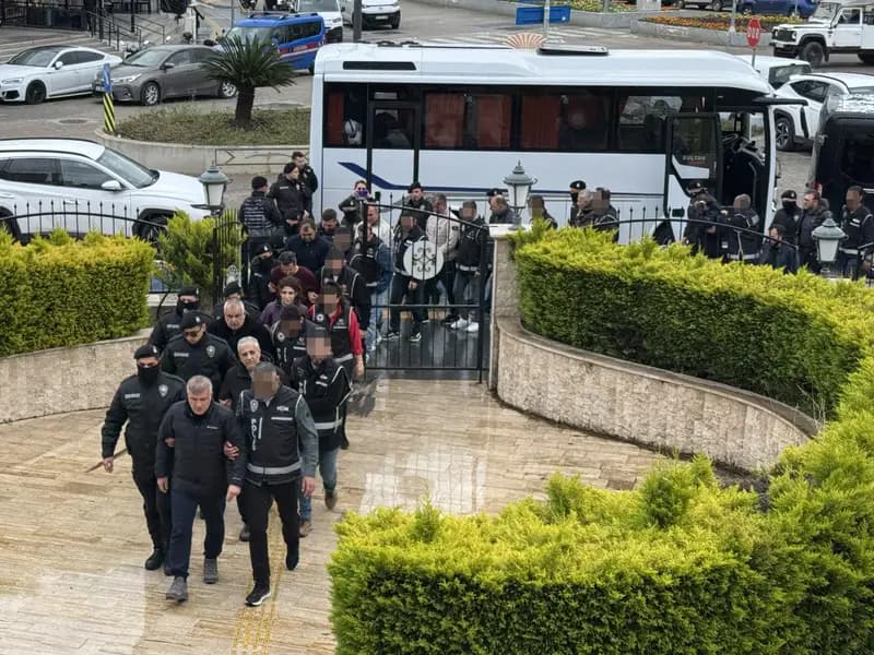 Marmaris'te Rüşvet Operasyonu: 4 Kişi Tutuklandı