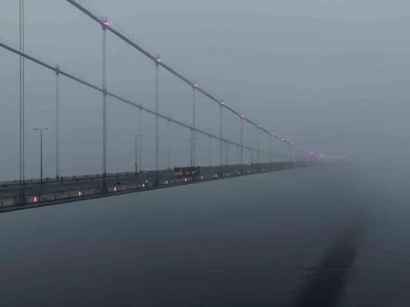 İstanbul'da Sabaha Karşı Sis Etkisi: Görüş Mesafesi Azalıyor