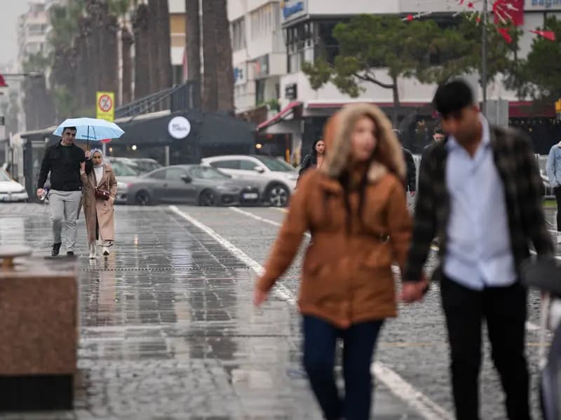 Meteoroloji'den 6 il için sağanak yağış uyarısı