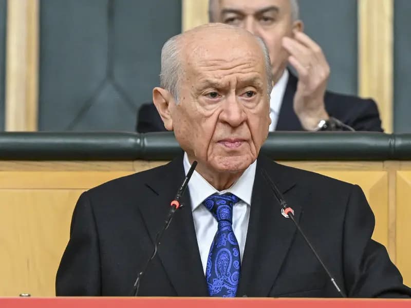 Bahçeli'den İstiklal Marşı'nın Kabulü ve Mehmet Akif Mesajı