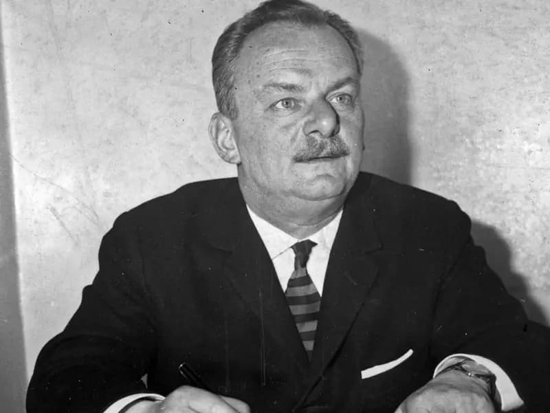 Melih Cevdet Anday: Garip akımının son temsilcisi