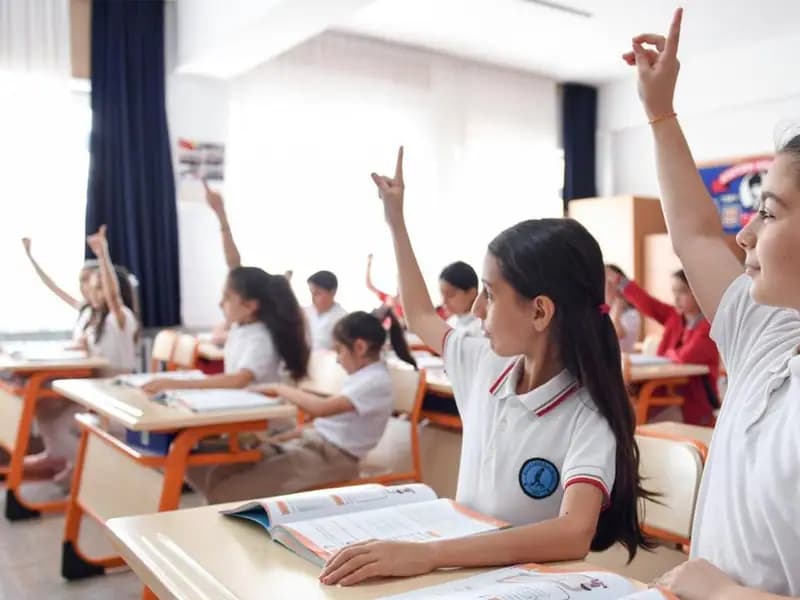 Okullarda Kıyafet Yönetmeliği Yenilendi!