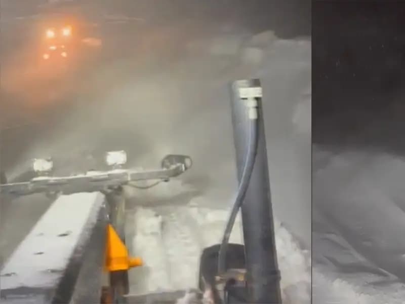 Mart Ayında Türkiye'yi Vuran Kar Yağışı: Yol Kapatıldı