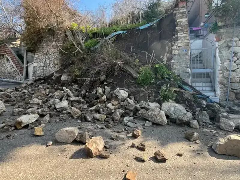 İstinat Duvarının Çökmesi Sonrası Yolda Tehlike: Detaylar Ortaya Çıktı