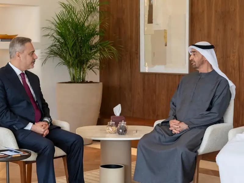 Dışişleri Bakanı Hakan Fidan, BAE Devlet Başkanı ile Görüştü