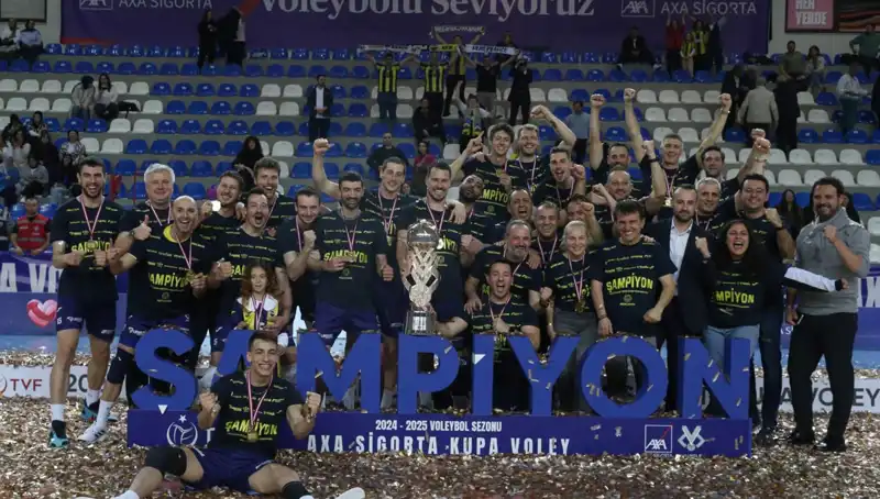 Fenerbahçe, Kupa Voley'de Tarih Yazdı: Şampiyonluk Geri Dönüşü