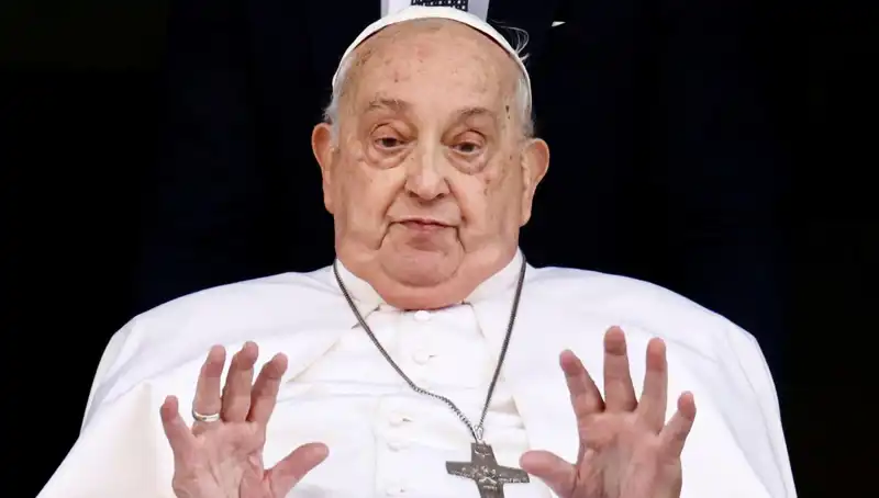 Papa Francis'in Hayatındaki İki Ölümcül An: "Kendi Kusmuğunda Boğuldu"