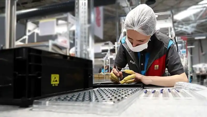 Foxconn'un Yapay Zeka Vizyonu: İlk Büyük Dil Modeli Piyasada!