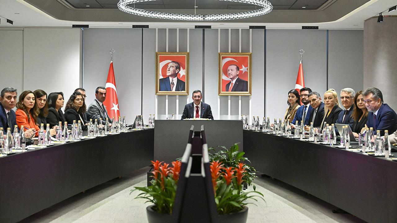 Cevdet Yılmaz: Ekonomik hedeflerimizi gerçekleştiriyoruz